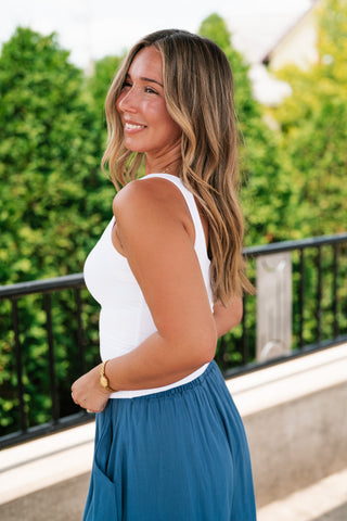 Perfect Layer Scoop Neck Tank - White