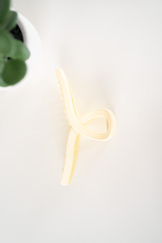 Malia Claw Clip-Ivory
