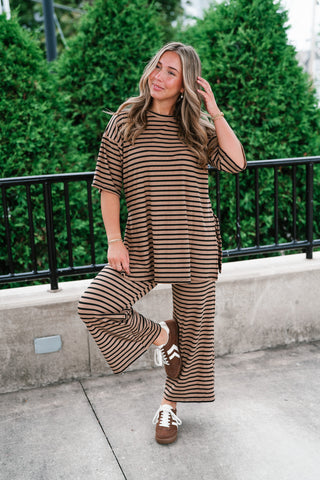 Good Feels Relaxed Striped Set Top - Mocha