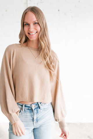 Floral Green Top with Ruffle Hem