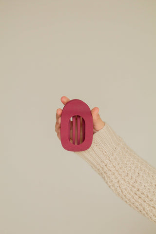 Circle Cutout Flat Claw Clip: Brown