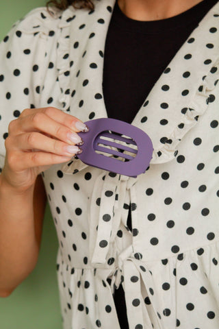 Circle Cutout Flat Claw Clip: Olive