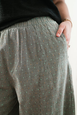 Weekend Ready Elastic Cuff Pants - Black