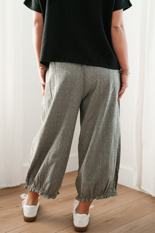 Weekend Ready Elastic Cuff Pants - Black