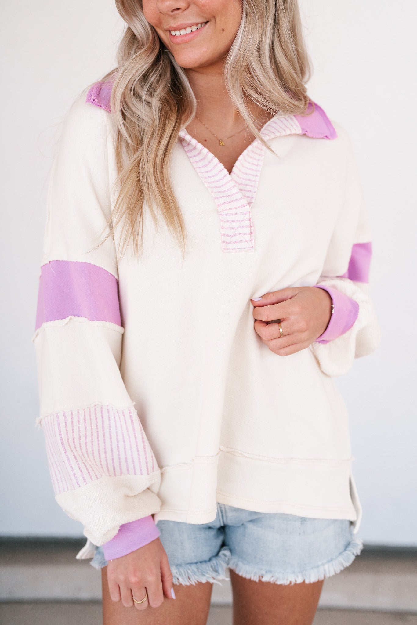 Don't Get Distracted Pullover - Lilac/Cream