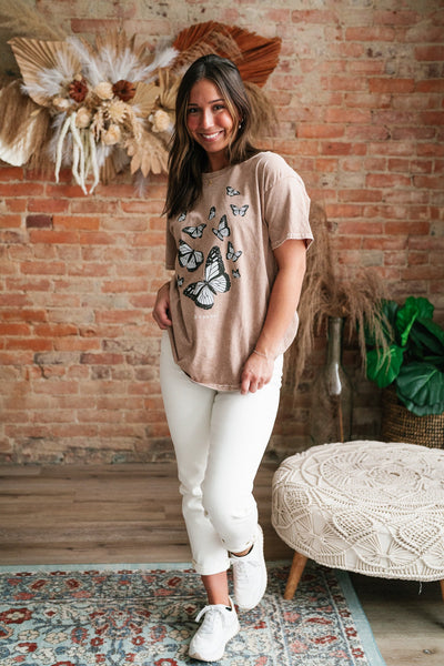 Mineral Wash Butterfly Graphic tee - Mocha