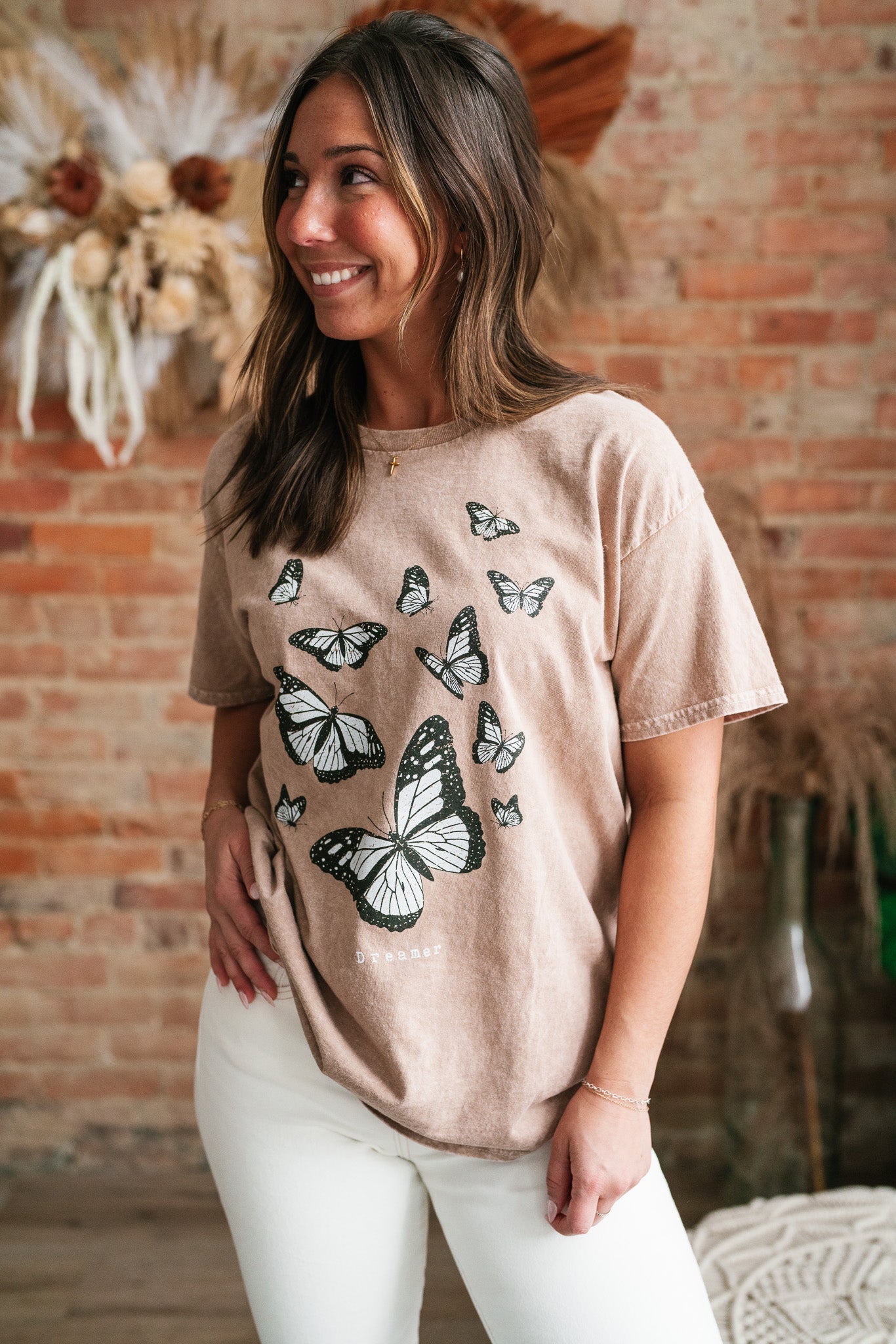 Mineral Wash Butterfly Graphic tee - Mocha