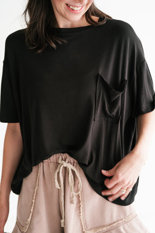 Simple Matter Pocket Front Tee - Black