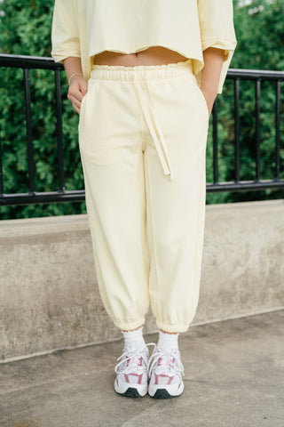 Stride Cropped Jogger