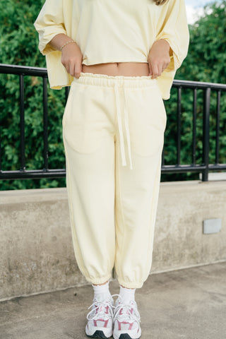 Stride Cropped Jogger