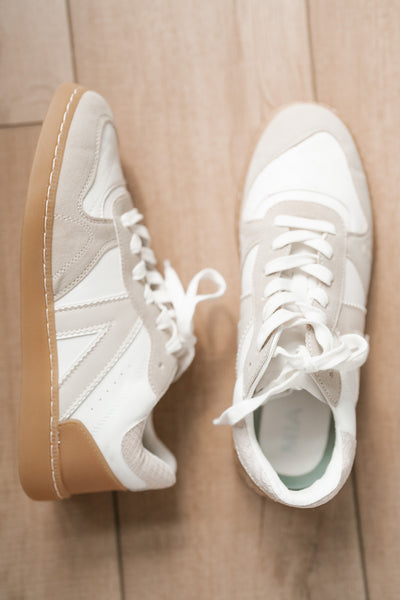 Vesta Sneakers