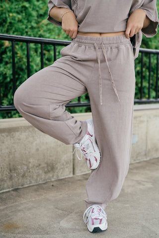 Daily Movement Mineral Wash Barrel Pants - Mocha