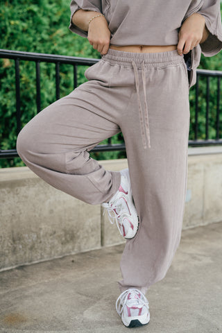 Daily Movement Mineral Wash Barrel Pants - Mocha