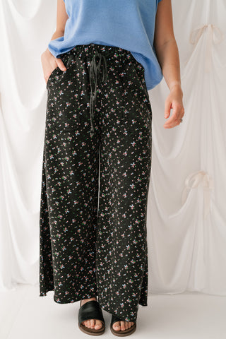 Soft Petals Relaxed Drawstring Pant