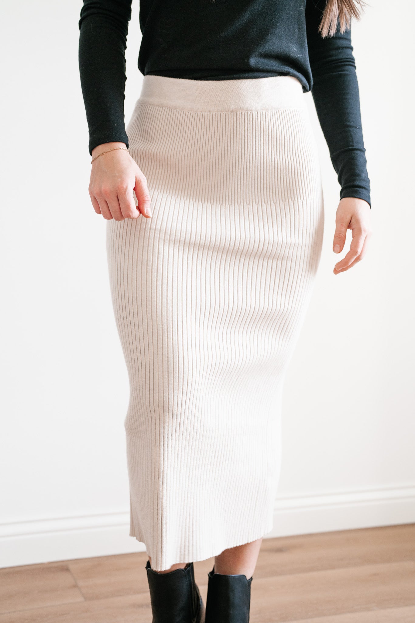 Kendall Ribbed Knit Midi Skirt