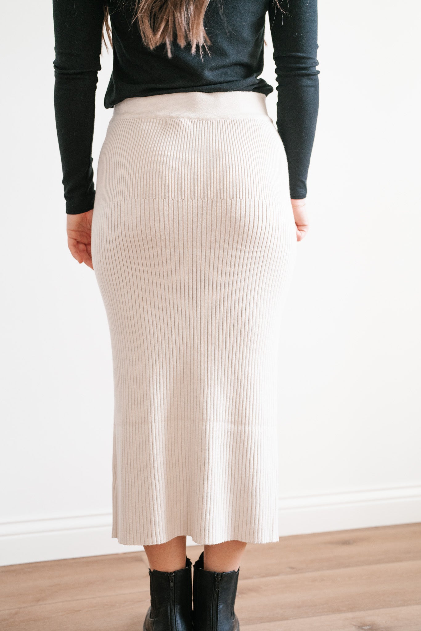 Kendall Ribbed Knit Midi Skirt