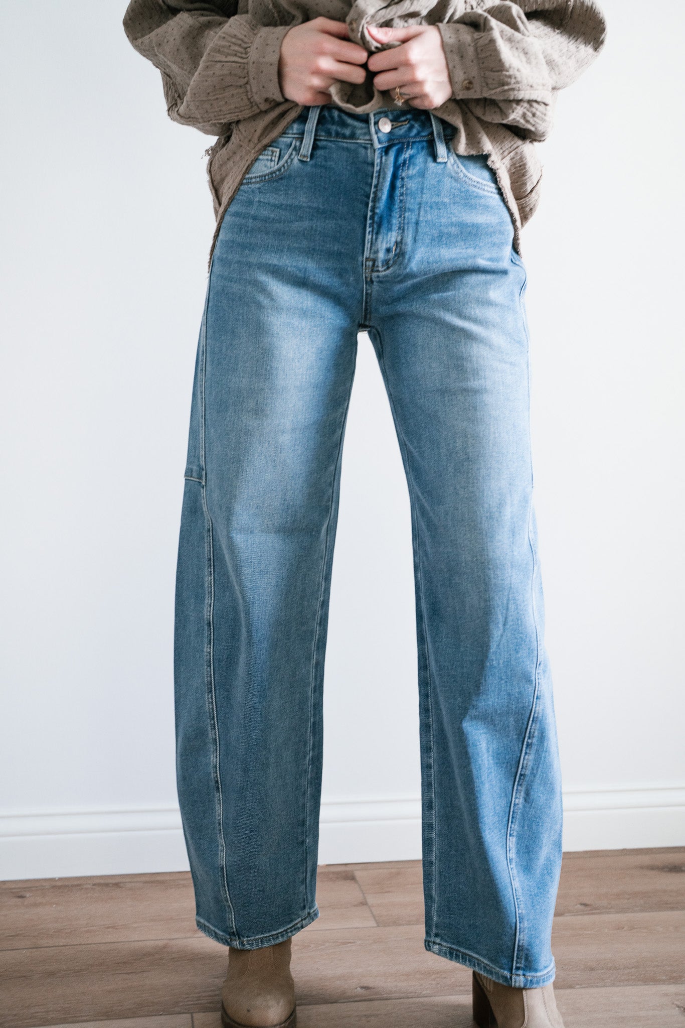 Lovervet Ellora High Rise Wide Barrel Jeans