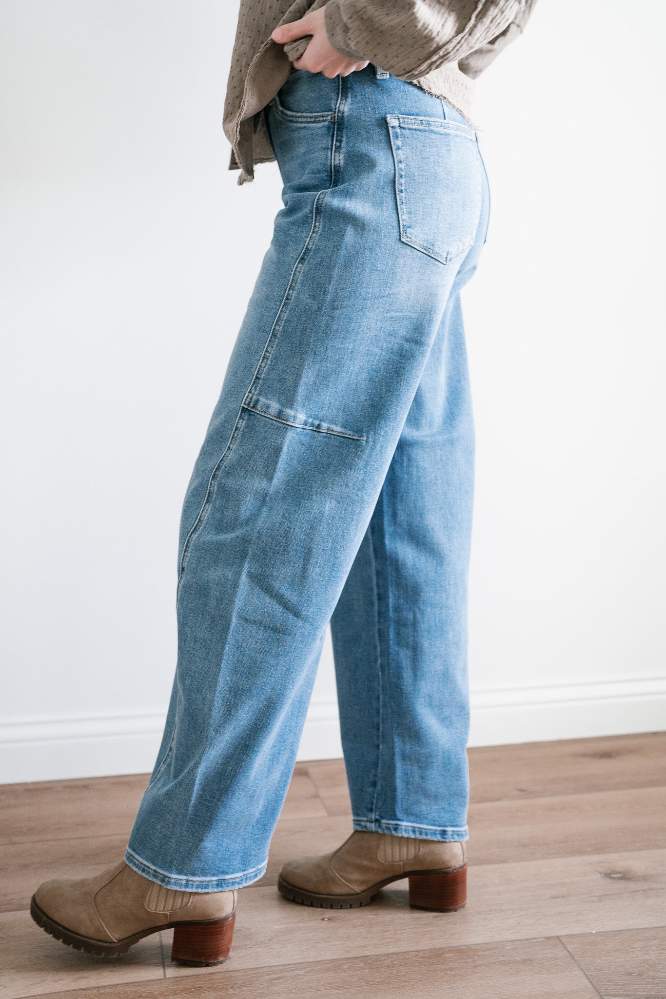 Lovervet Ellora High Rise Wide Barrel Jeans