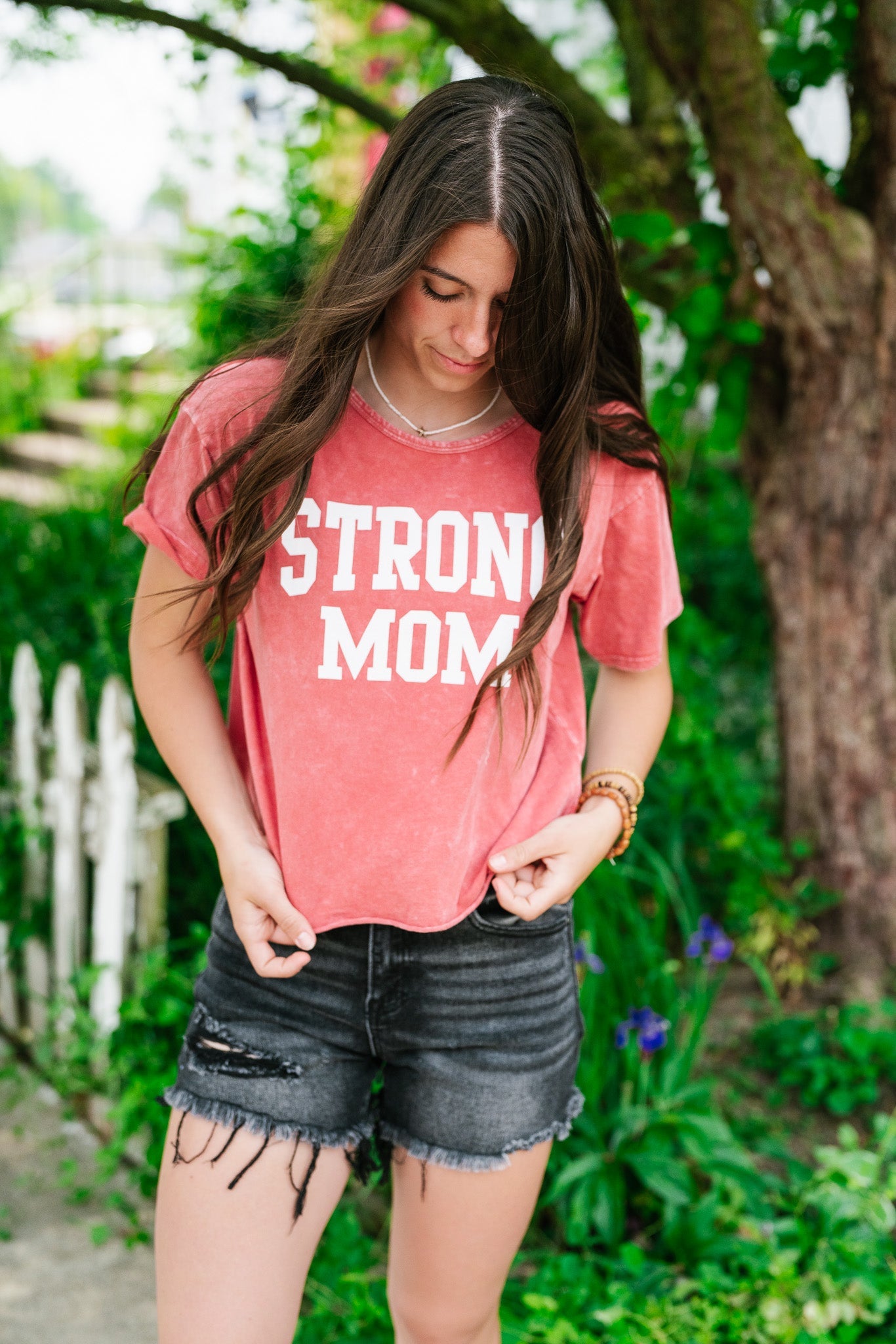 "Strong Mom" Cropped Tee