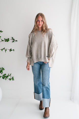 Daydream Oversized Mineral Wash Crewneck - Grey