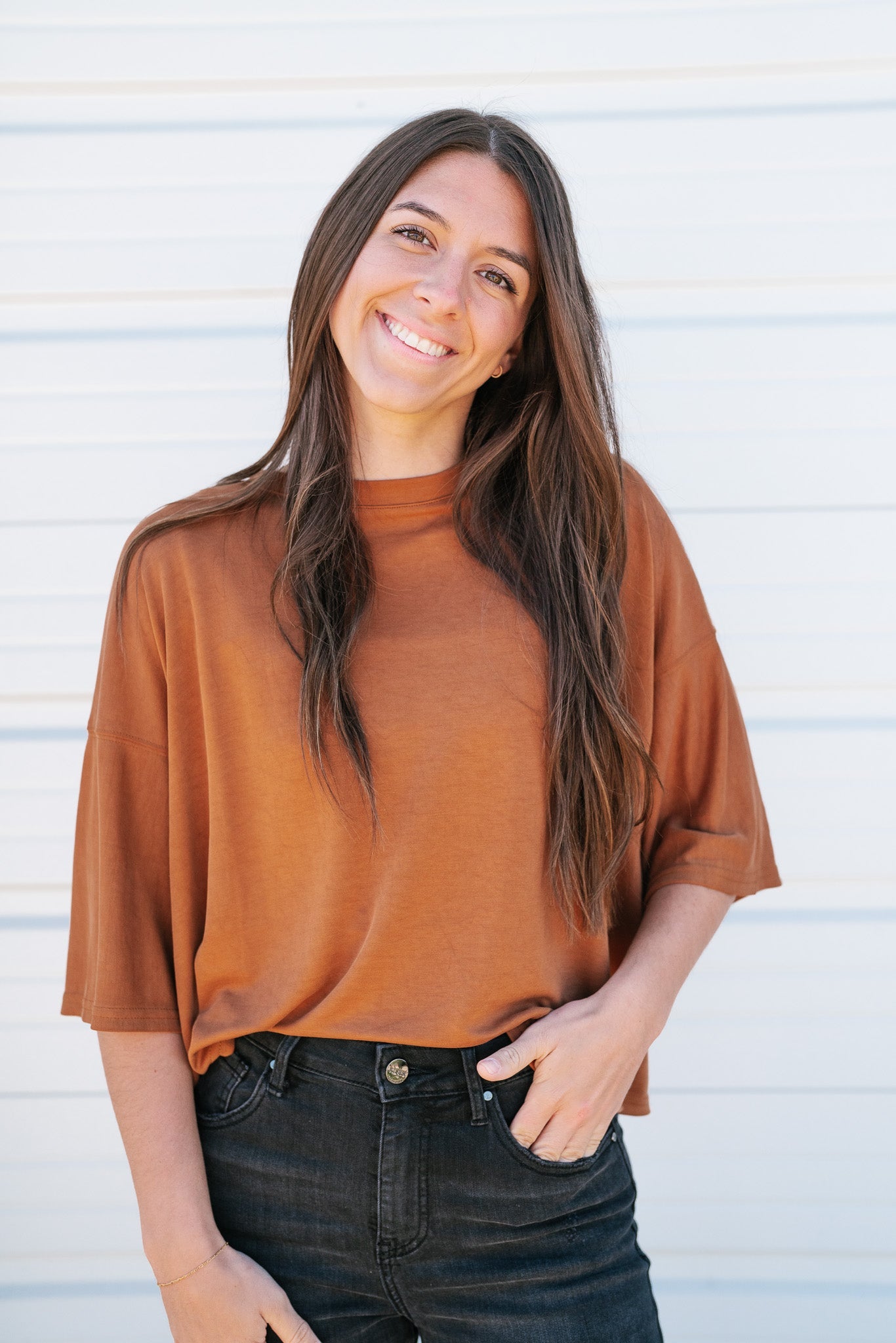 Nina Tee - Clay