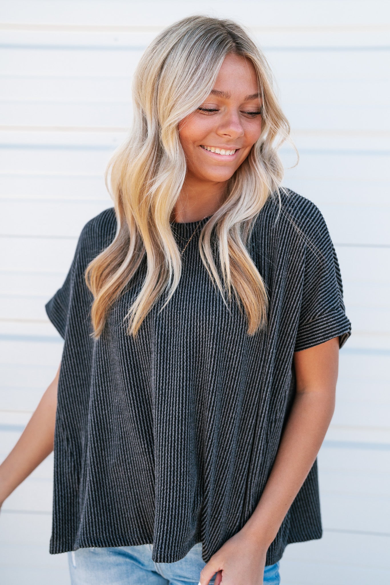 Summer Days Short Sleeve Ribbed Top- Charcoal