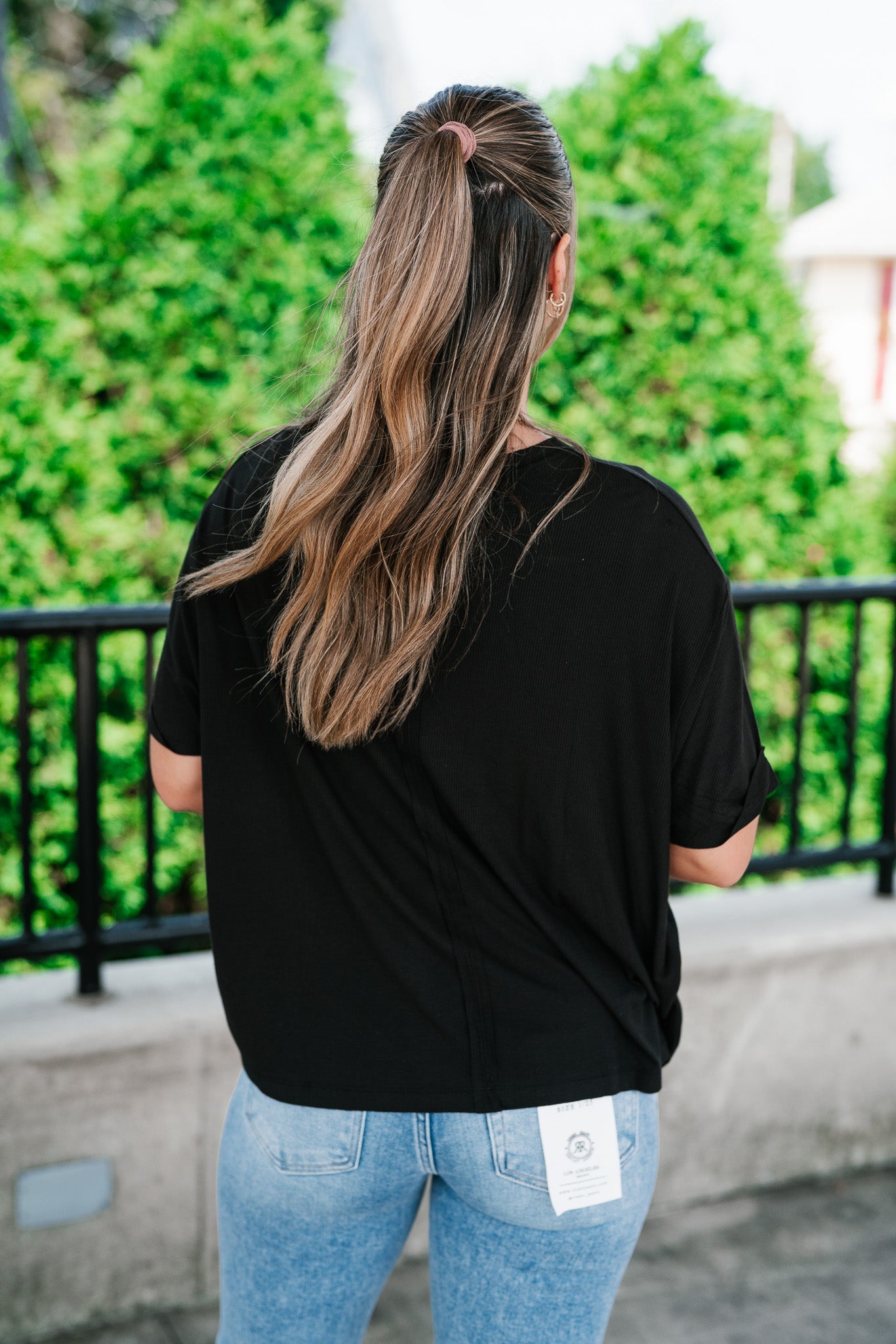 Simple Matter Pocket Front Tee - Black