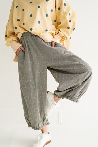 Weekend Ready Elastic Cuff Pants - Black