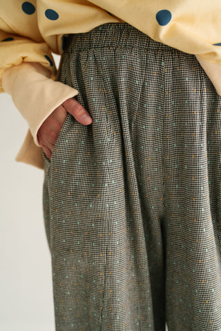 Weekend Ready Elastic Cuff Pants - Black