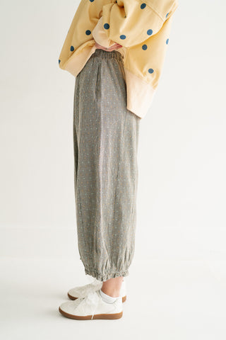 Weekend Ready Elastic Cuff Pants - Black