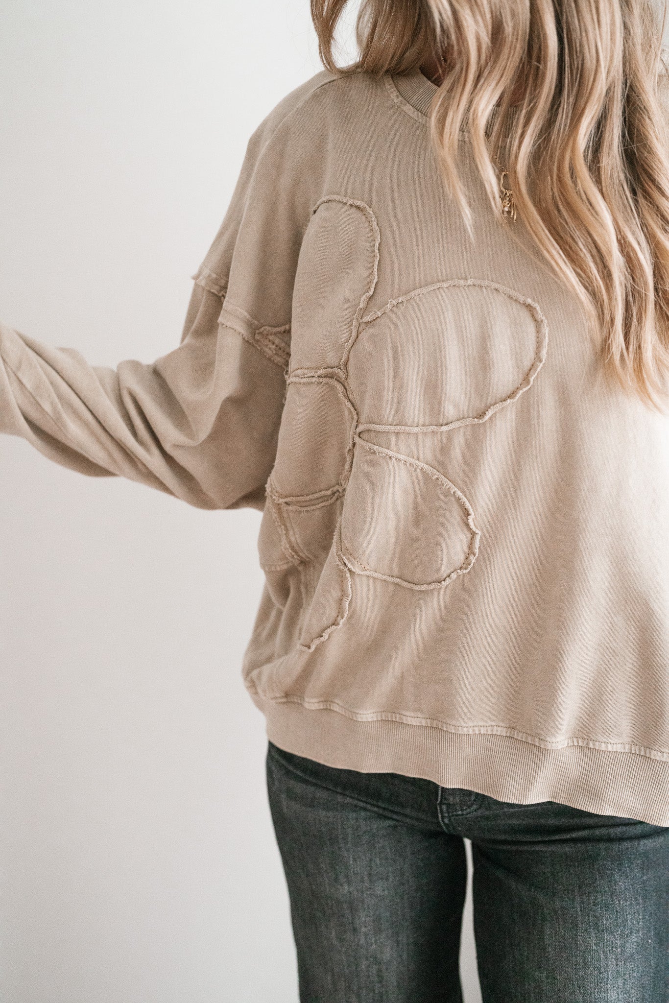 Daisy Mae Pullover