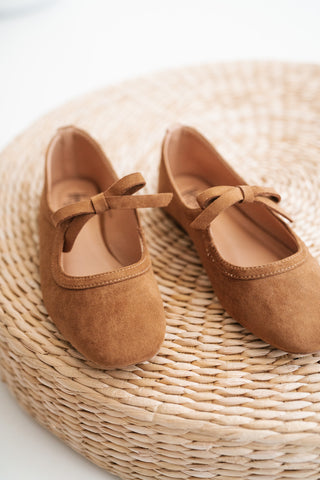 Marlowe Bow Flat