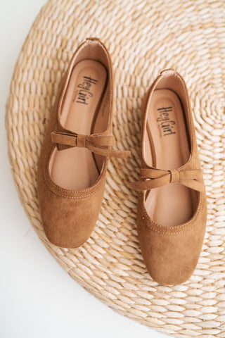Marlowe Bow Flat