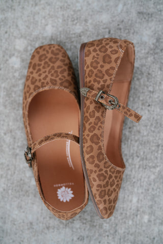 Collin Leopard Flat