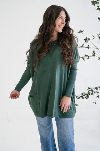 Gentle Drift Relaxed Pocket Sweater - Hunter Green