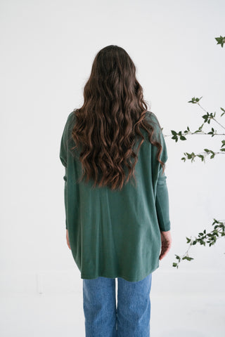 Gentle Drift Relaxed Pocket Sweater - Hunter Green