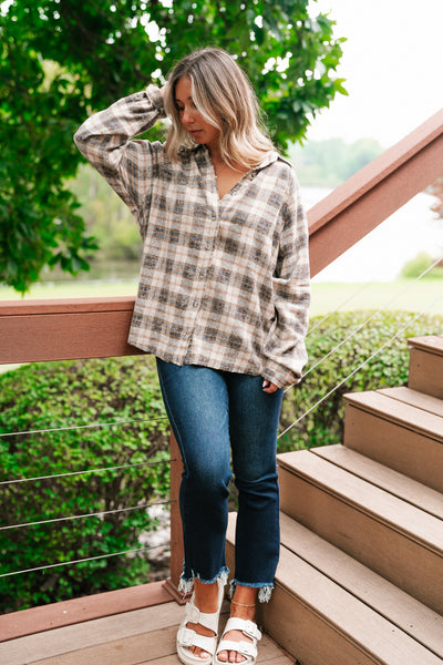 Feel The Warmth Flannel- Sand/Navy