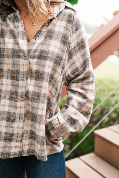 Feel The Warmth Flannel- Sand/Navy