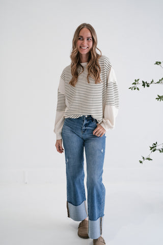 Harbor Lane Contrast Stripe Waffle Knit Top