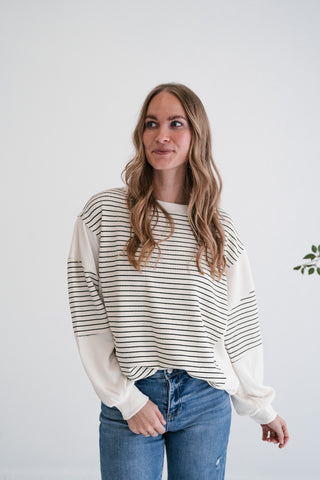 Harbor Lane Contrast Stripe Waffle Knit Top