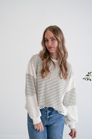 Harbor Lane Contrast Stripe Waffle Knit Top