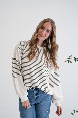 Harbor Lane Contrast Stripe Waffle Knit Top