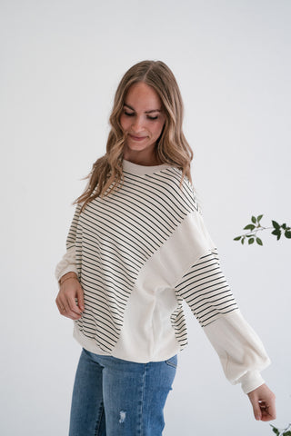 Harbor Lane Contrast Stripe Waffle Knit Top