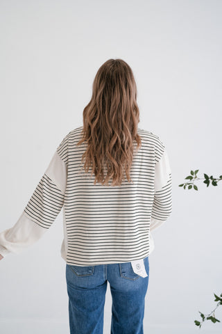 Harbor Lane Contrast Stripe Waffle Knit Top