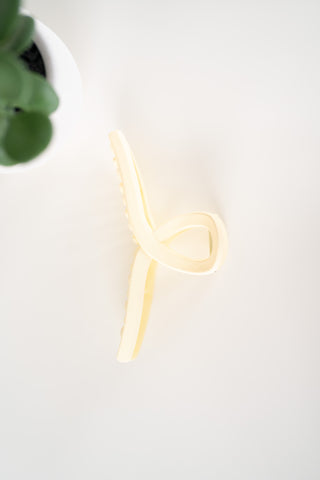 Malia Claw Clip-Ivory