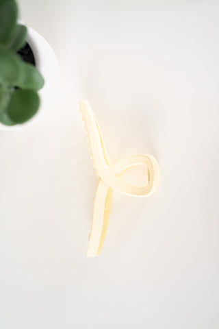 Malia Claw Clip-Ivory