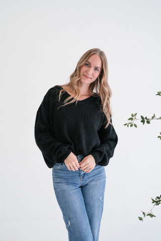 Blackstone Oversized Ribbed V-Neck Knit Sweater