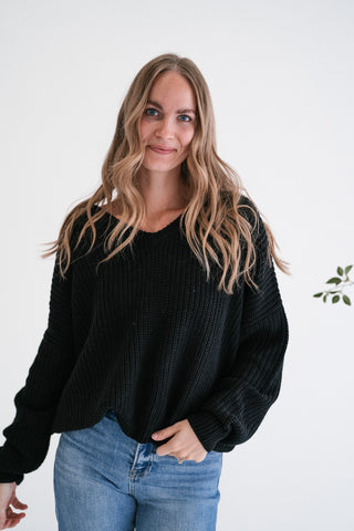 Blackstone Oversized Ribbed V-Neck Knit Sweater