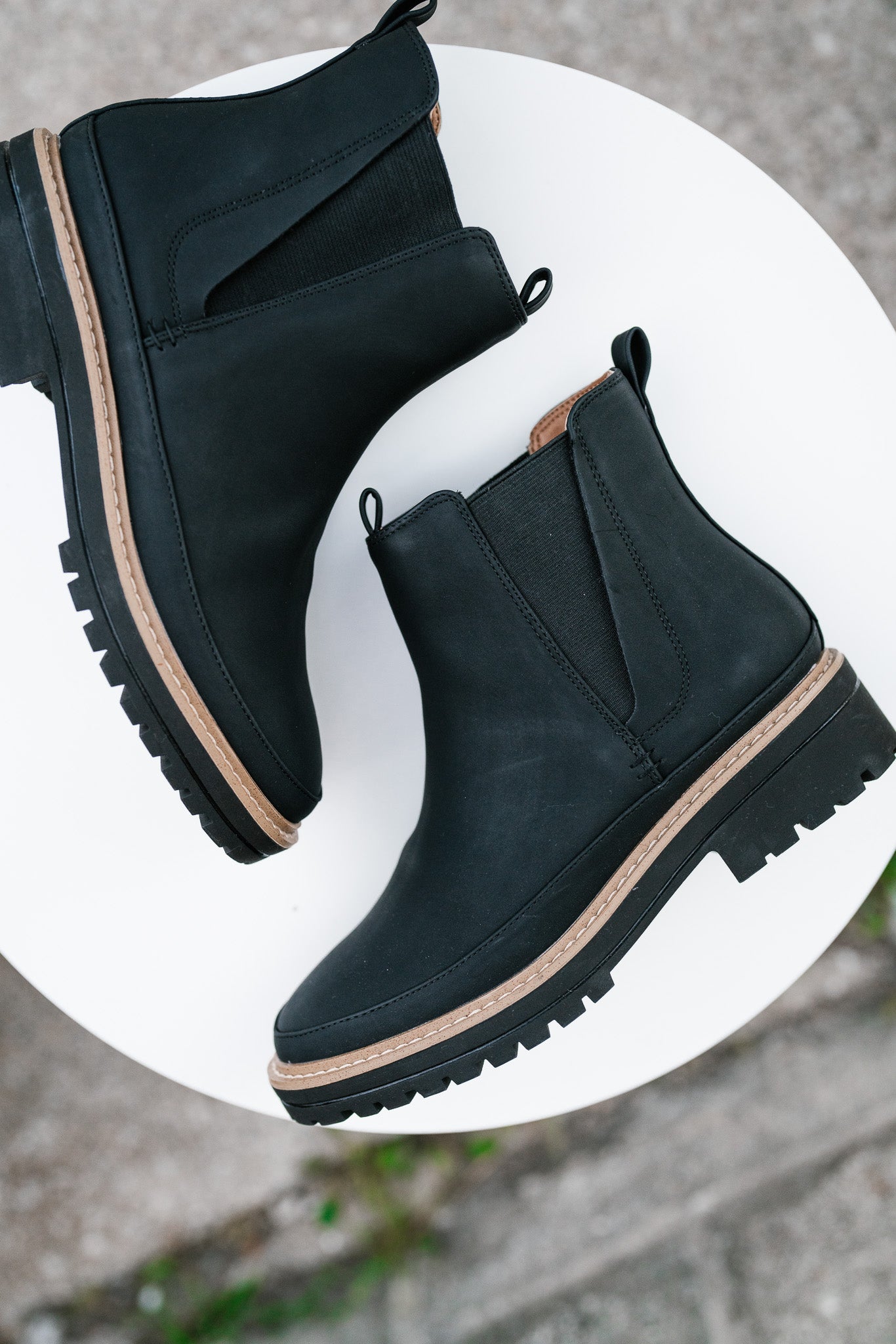 Classic Chels Boots