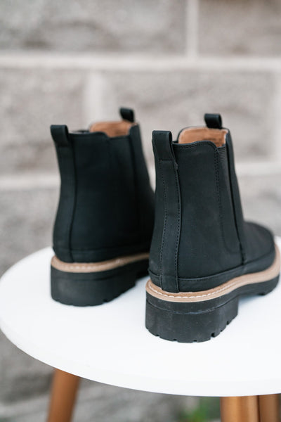 Classic Chels Boots
